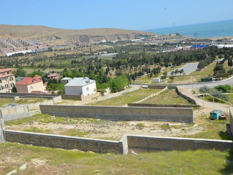 Torpaqlardan qanunsuz istifadə halları araşdırılıb - FAKTLAR 