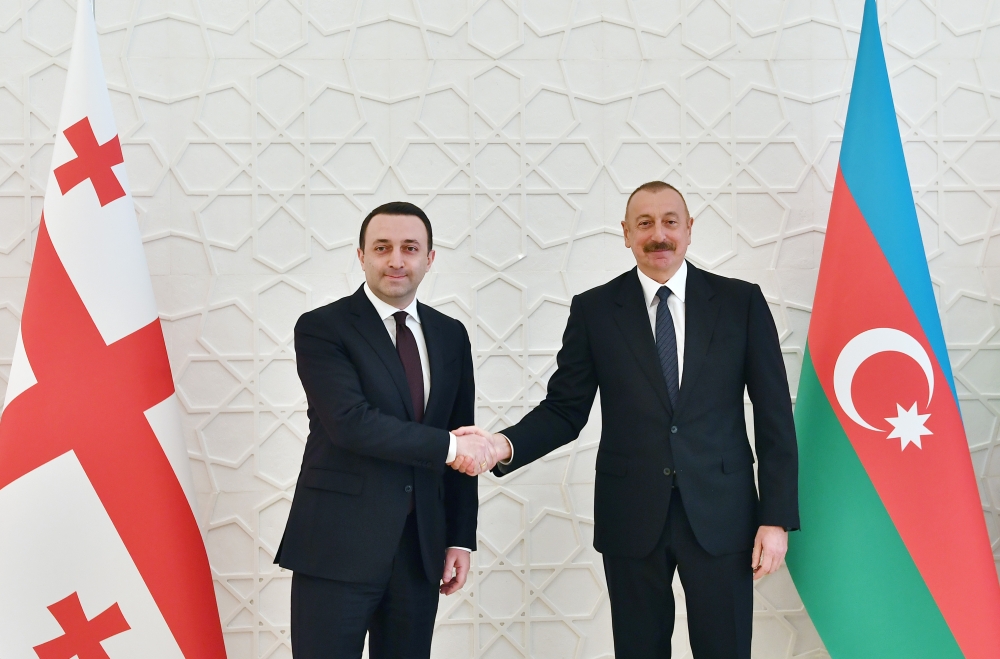 Baş nazir İlham Əliyevi Gürcüstana dəvət etdi