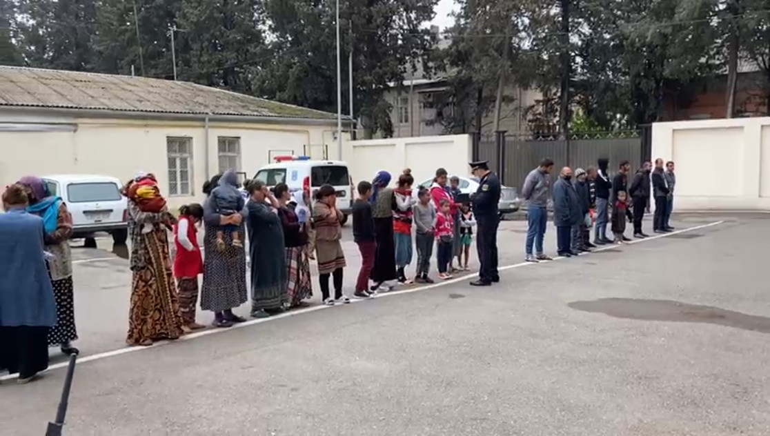 Polis 31 nəfər avara və dilənçini saxladı...  