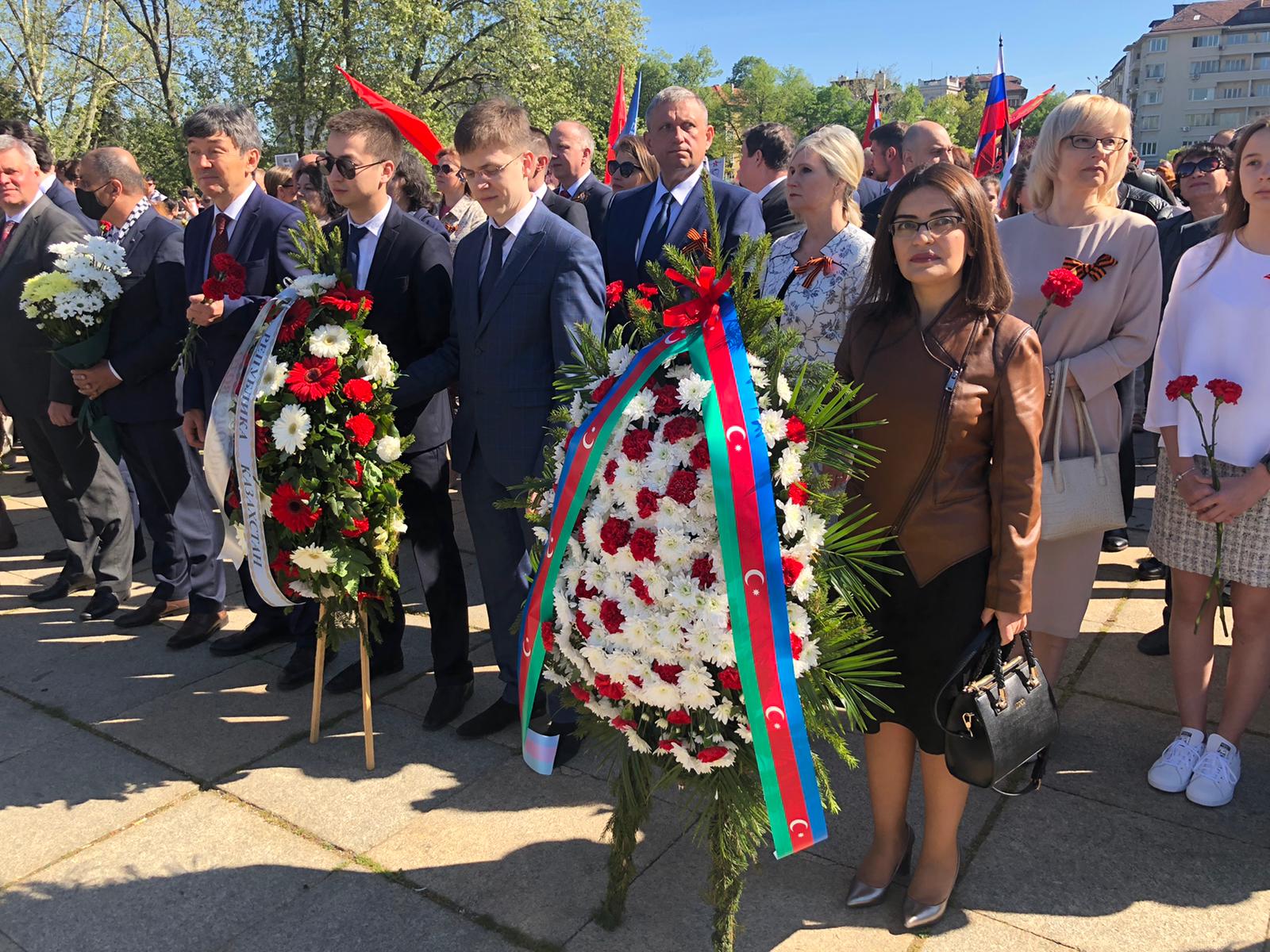Azərbaycan səfirliyinin əməkdaşları 9 May tədbirində - FOTO
