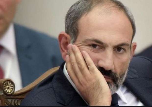 Paşinyan bunu öz hakimiyyətinin ən böyük problemi adlandırdı