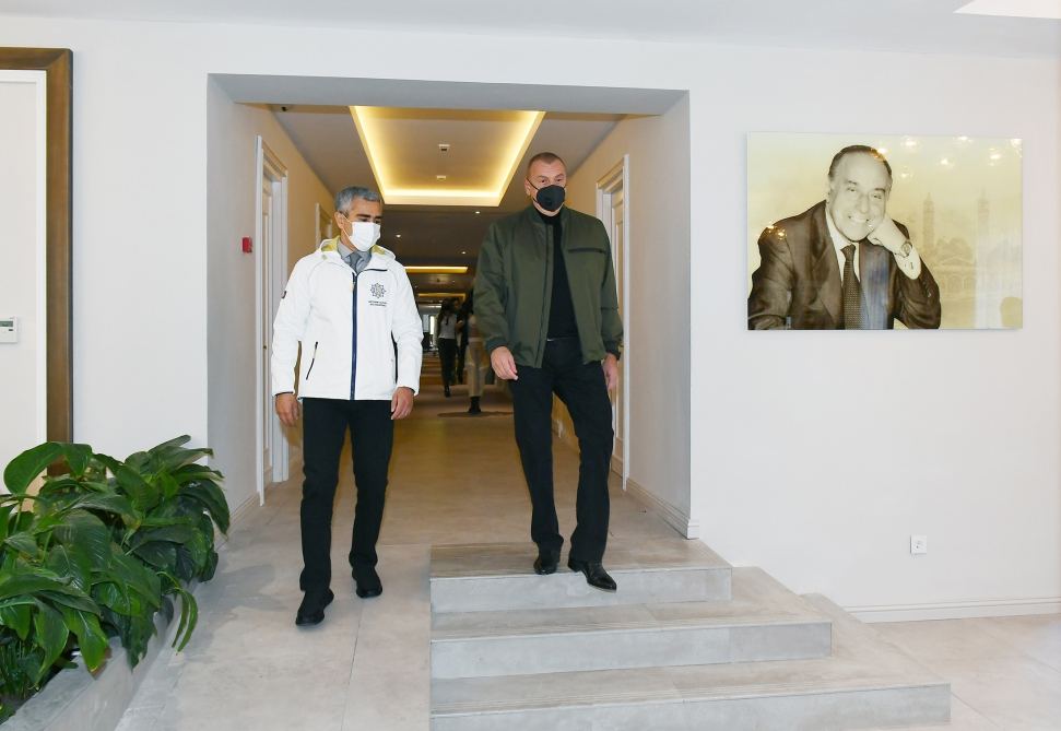 Prezident “Xarı Bülbül” otelinin açılışında - FOTO