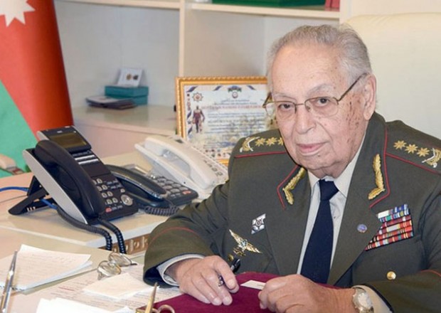 General-polkovnik  Tofiq Ağahüseynov vəfat etdi
