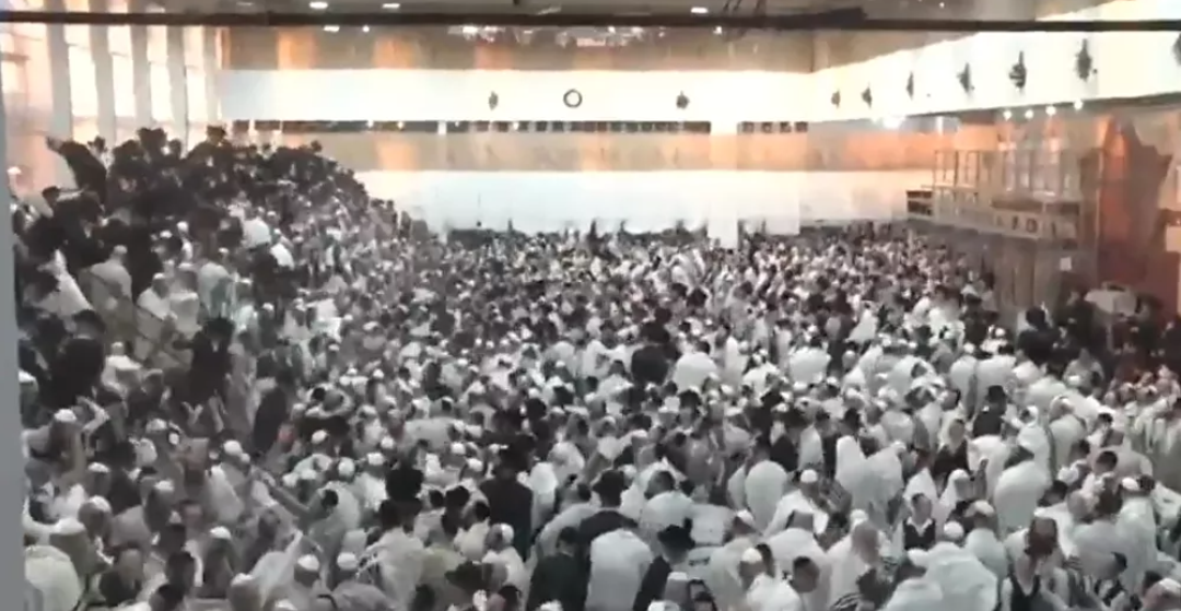 İsraildə sinaqoq çökdü - ölənlər və xəsarət alanlar var