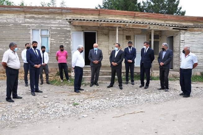İcra başçısı kənd sakinləri ilə görüşdü