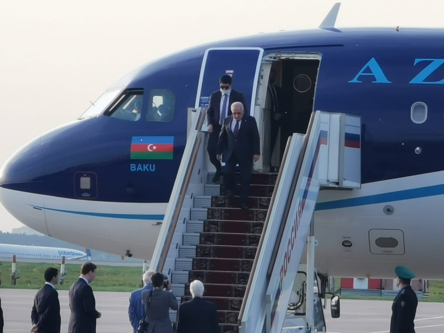 Əli Əsədovun Rusiyaya rəsmi səfəri başladı - FOTO