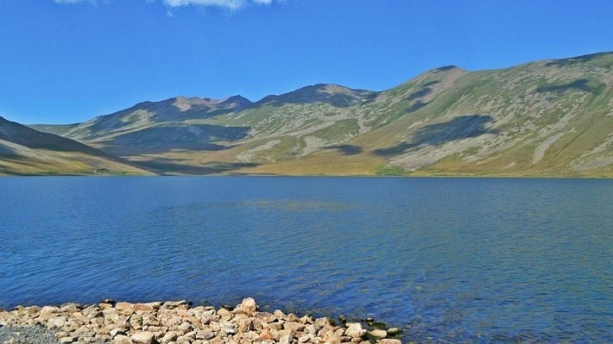 Keçmiş icra başçısının oğlundan Qaragölün ermənilərə satılması barədə iddialara CAVAB