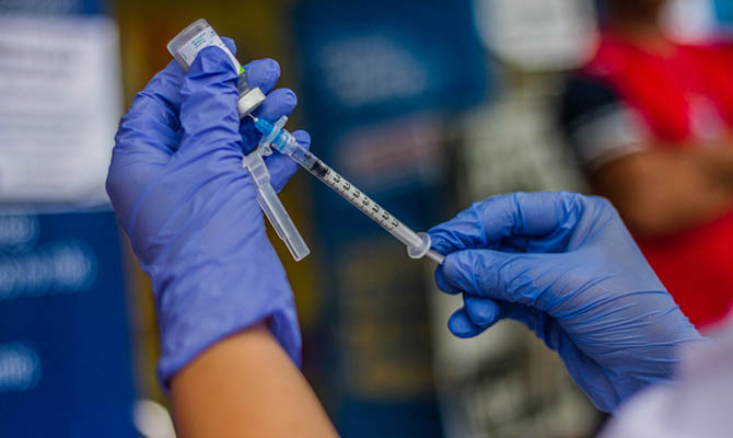 Hansı koronavirus ştamı vaksinin effektivliyini azaldır? – ÜST AÇIQLADI