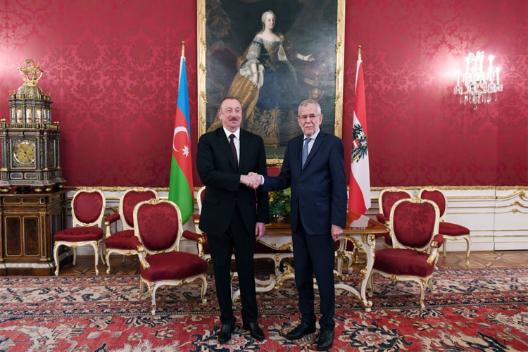 Avstriya Prezidenti İlham Əliyevi təbrik etdi