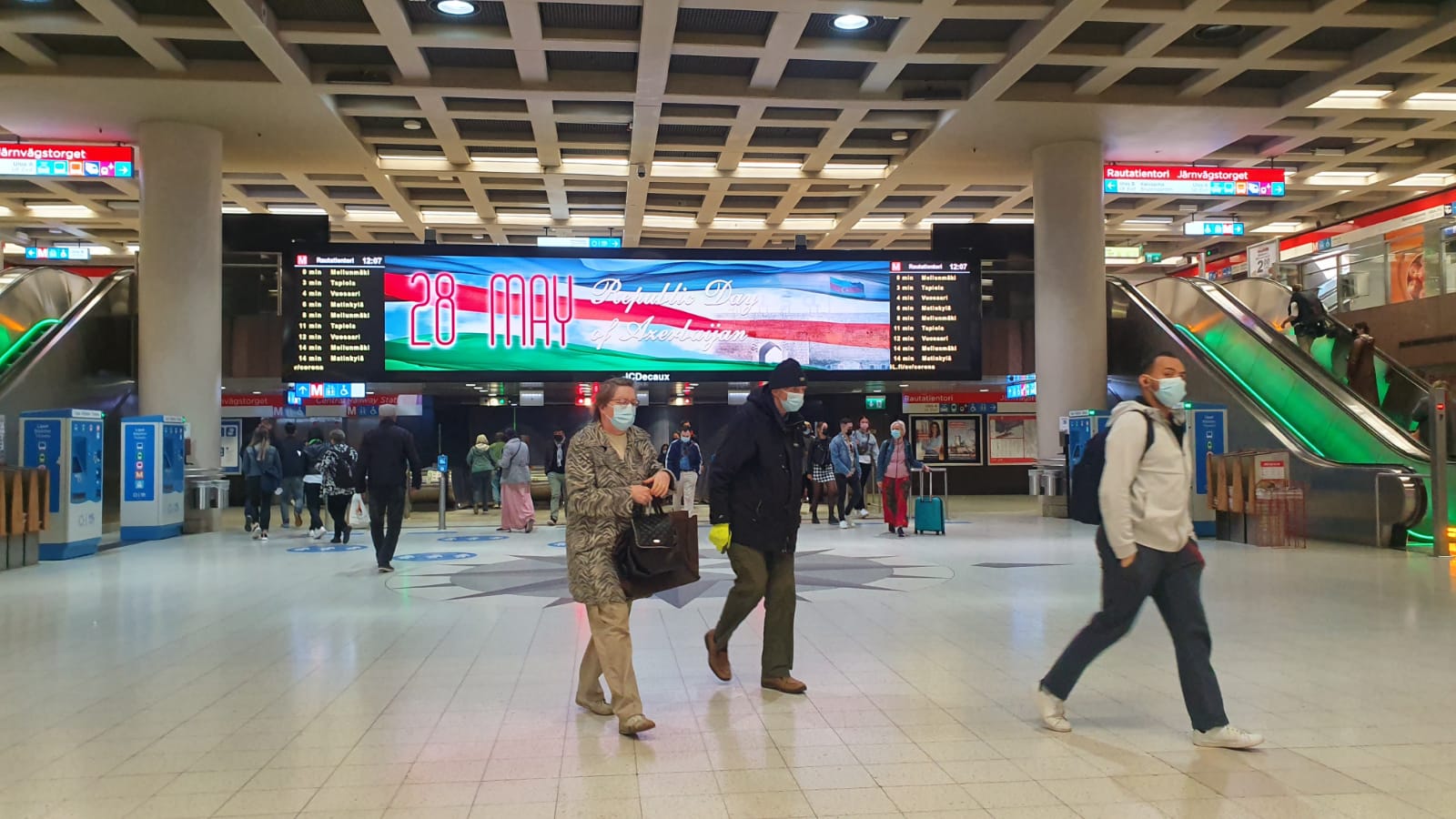 Finlandiyada 28 Mayla bağlı bilbordlar quraşdırılıb