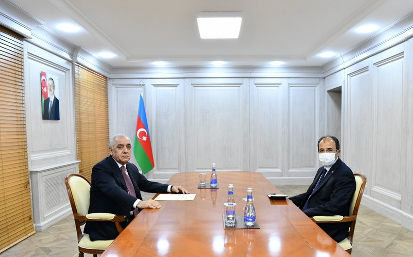 Əli Əsədov Türkiyənin Azərbaycandakı səfiri ilə görüşdü