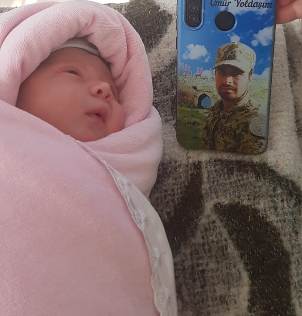 Daha bir Şəhidimizin qız övladı dünyaya gəldi - FOTOLAR