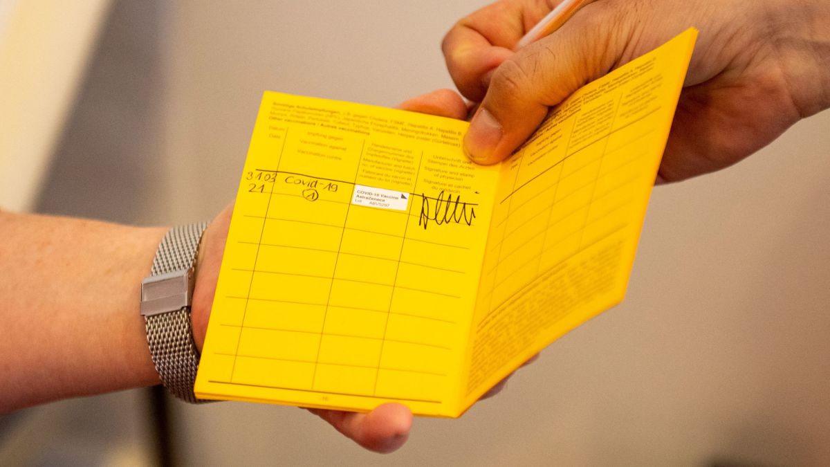 COVİD-19-u gizli keçirənlər immunitet sertifikatını necə alacaq? - Nazirlikdən cavab