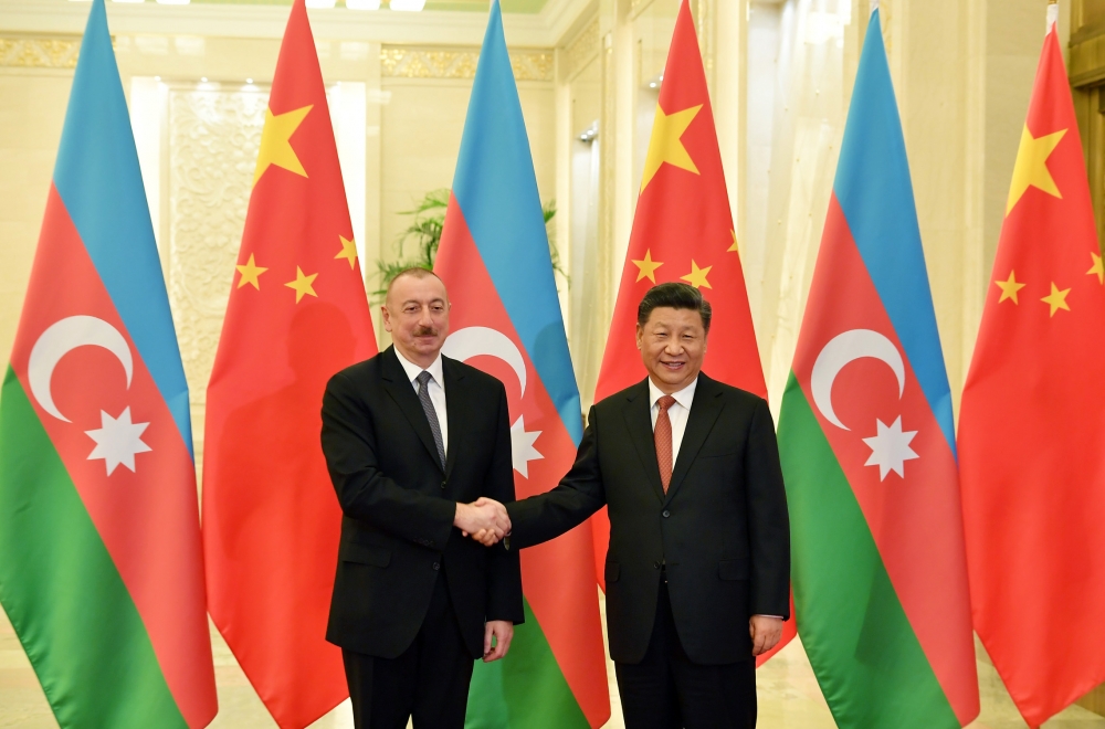 İlham Əliyev Çin lideri ilə danışdı