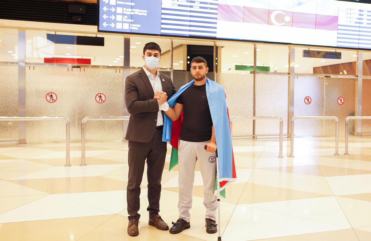 Türkiyədə müalicə alan 6 qazi Vətənə döndü - FOTO