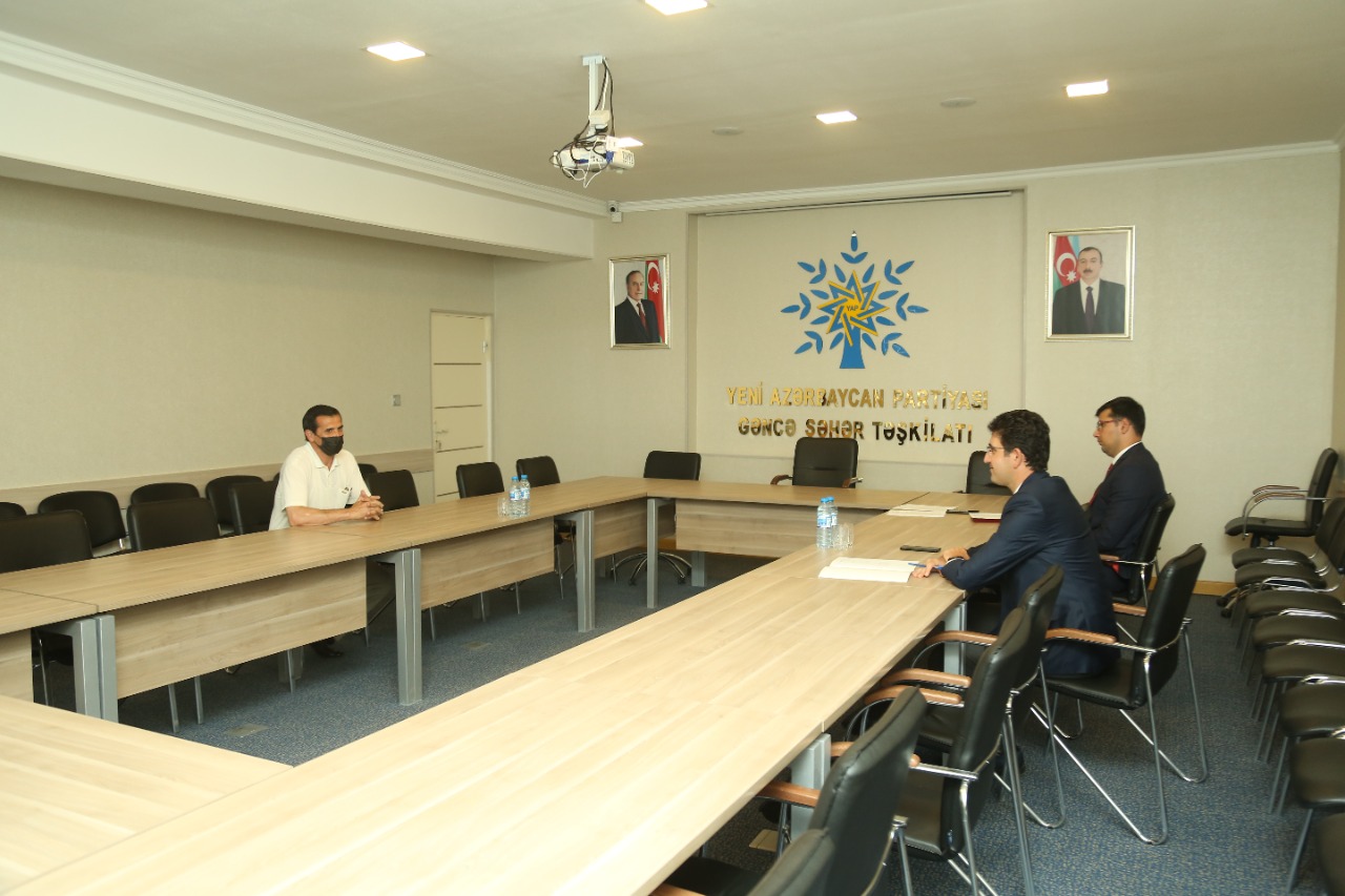 Deputat Naqif Həmzəyev seçiciləri ilə görüşüb