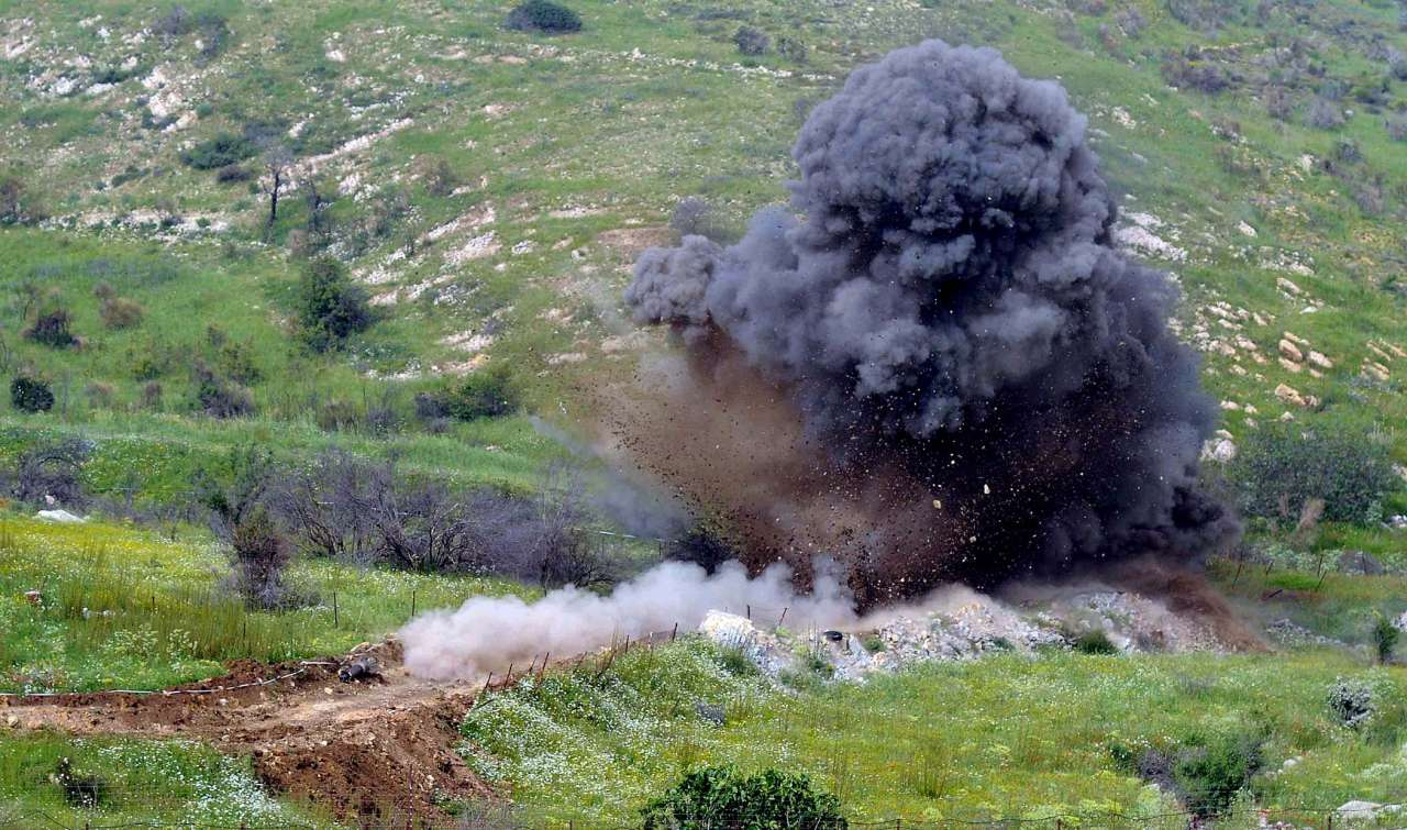 Kəlbəcərdə 4 nəfər minaya düşərək YARALANIB