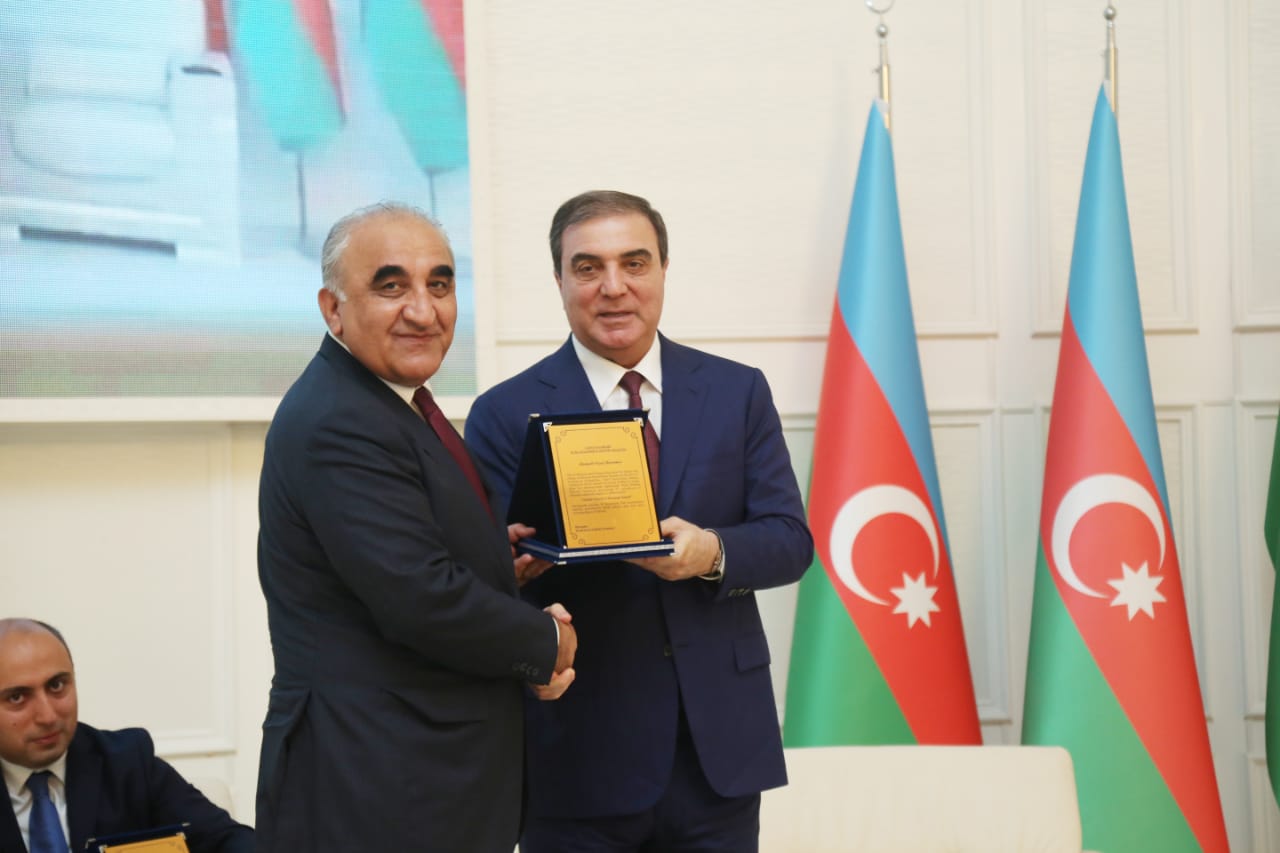 Gəncədə beynəlxalq elmi konfrans keçirilib - FOTOLAR