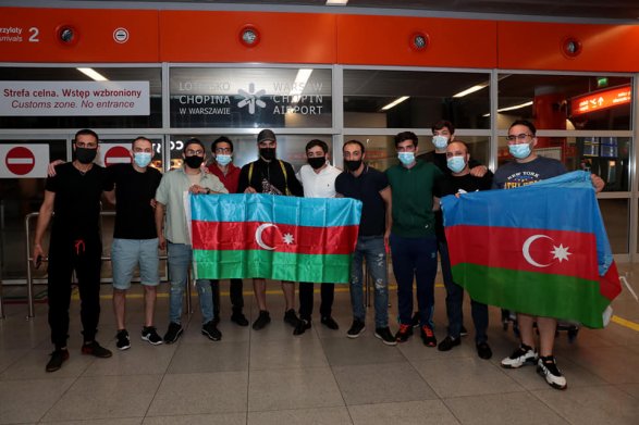 Mahir Emreli Polşaya getdi