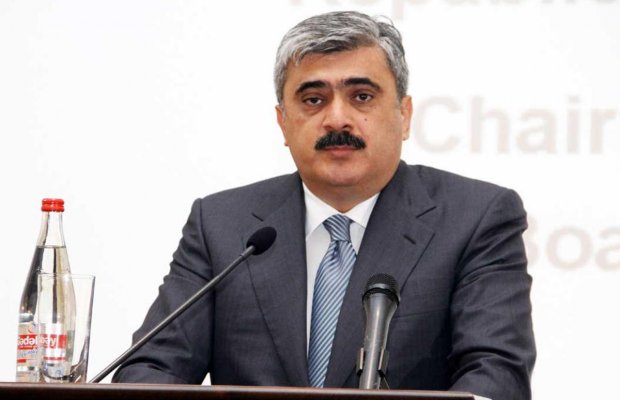 Samir Şərifov: “Deputatların təkliflərinə baxılır”  