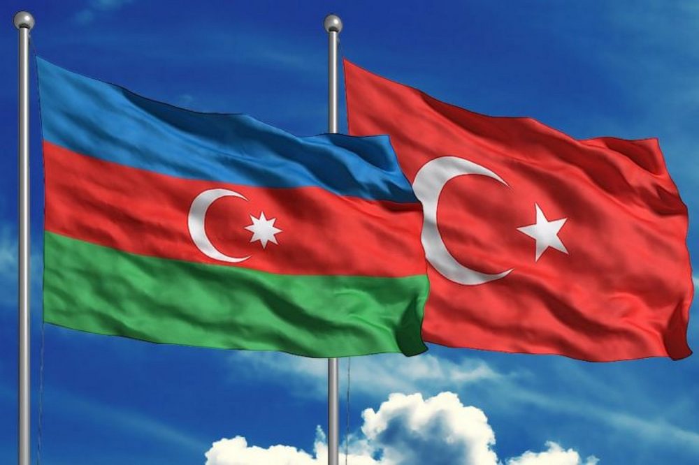 Tarixə düşmüş qardaşlıq nümunəsi