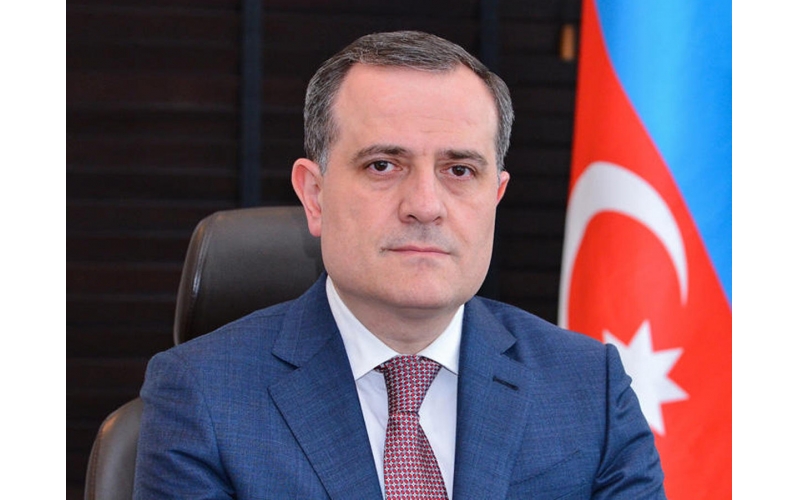 Ceyhun Bayramov bosniyalı spikeri qəbul edib - VİDEO