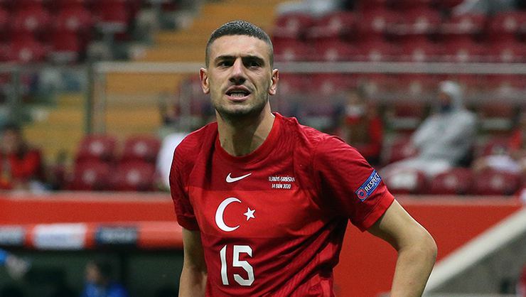 Avropa çempionatının ilk qolunu türkiyəli müdafiəçi vurdu