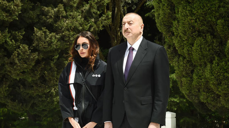 Prezident və Birinci xanım akademikin vəfatı ilə əlaqədar nekroloq imzaladılar