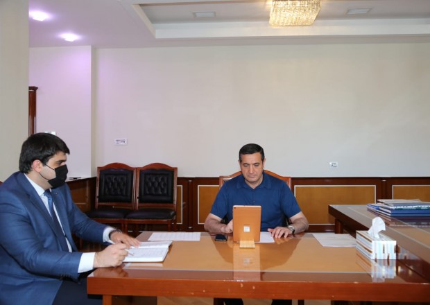 Mahir Abbaszadə seçicilərlə növbəti videoqəbul keçirdi - FOTOLAR