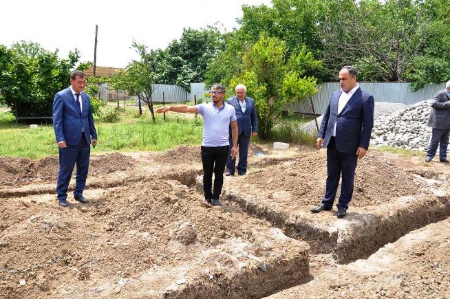 Evi qəzalı olan qaziyə mənzil tikilir 
