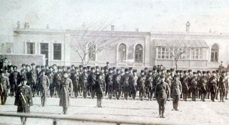 Azərbaycan Silahlı Qüvvələrinin yaranmasından 103 il ötür