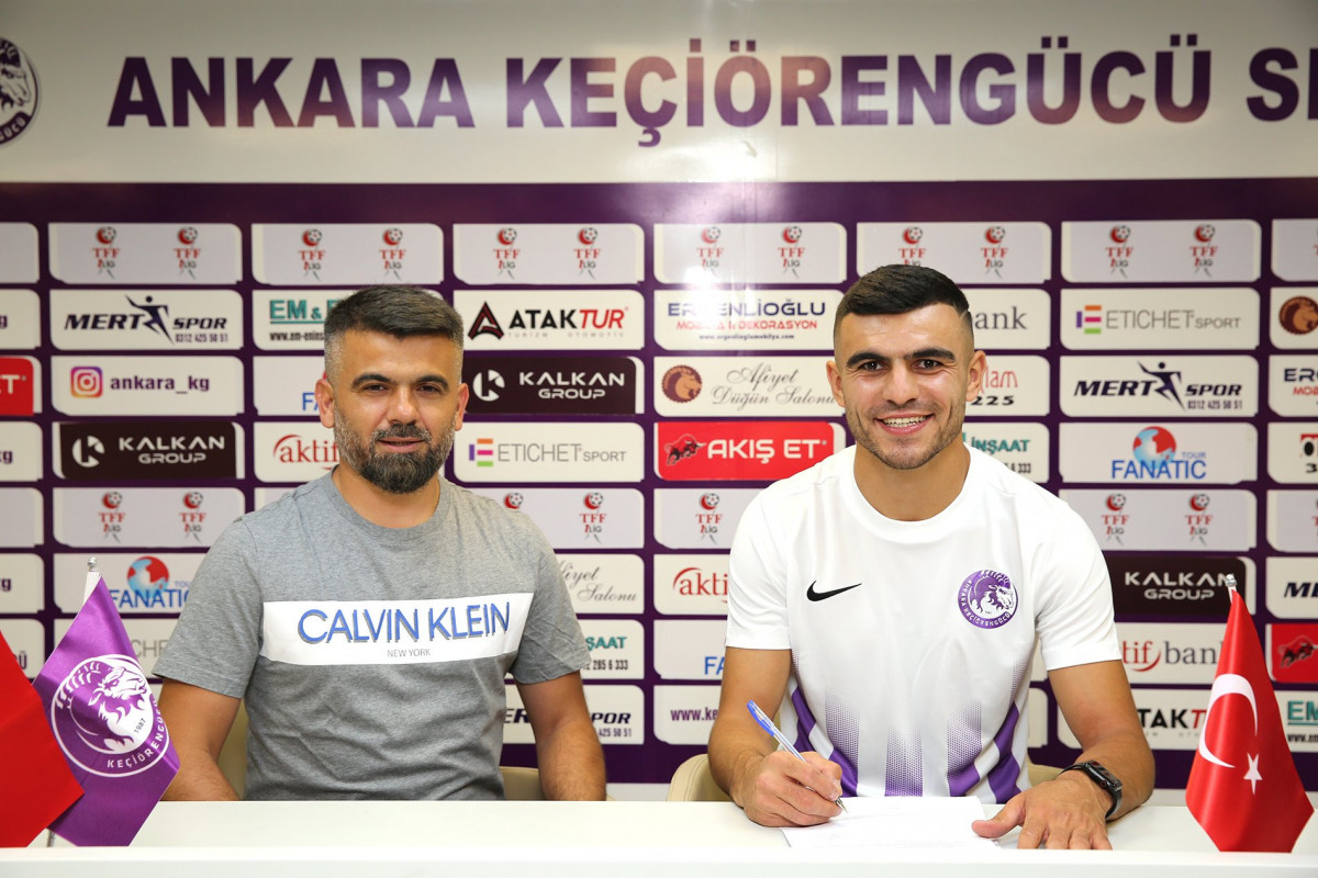 Azərbaycanlı futbolçunun Türkiyə klubuna keçidi rəsmiləşdi