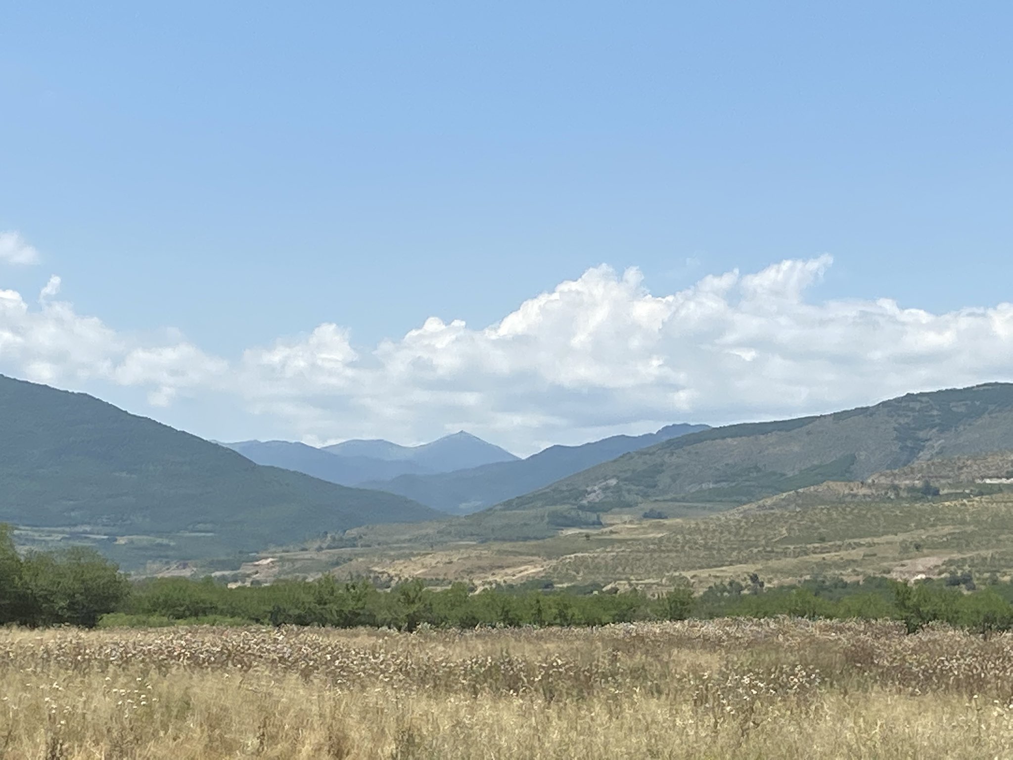 Səfir yenidən qurulan Qarabağdan şəkillər paylaşdı - FOTO