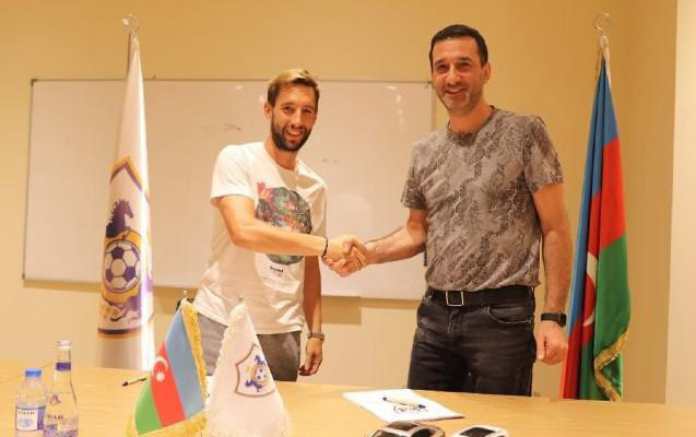 Xorvatiyalı futbolçu “Qarabağ”la müqaviləsini uzatdı 