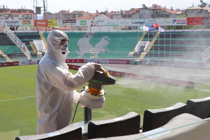 Türkiyədə idman yarışlarına tamaşaçılar da buraxılacaq
