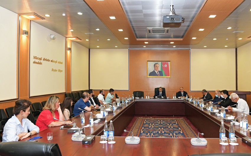 Sürətli poçt xidməti göstərən operatorlarla görüş keçirilib