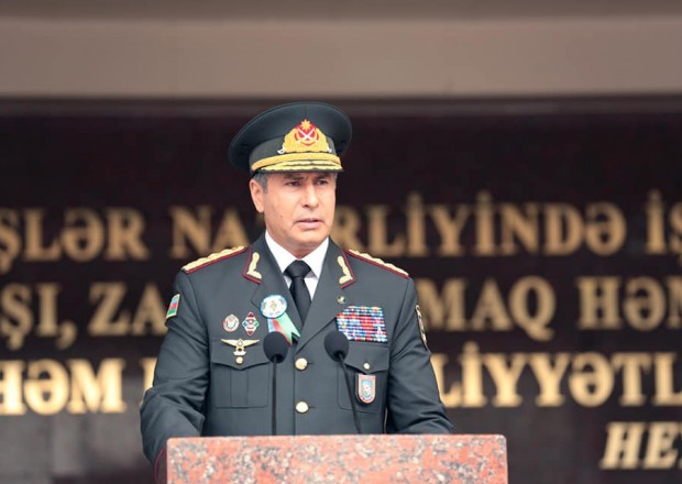 Vilayət Eyvazov polisləri təbrik etdi