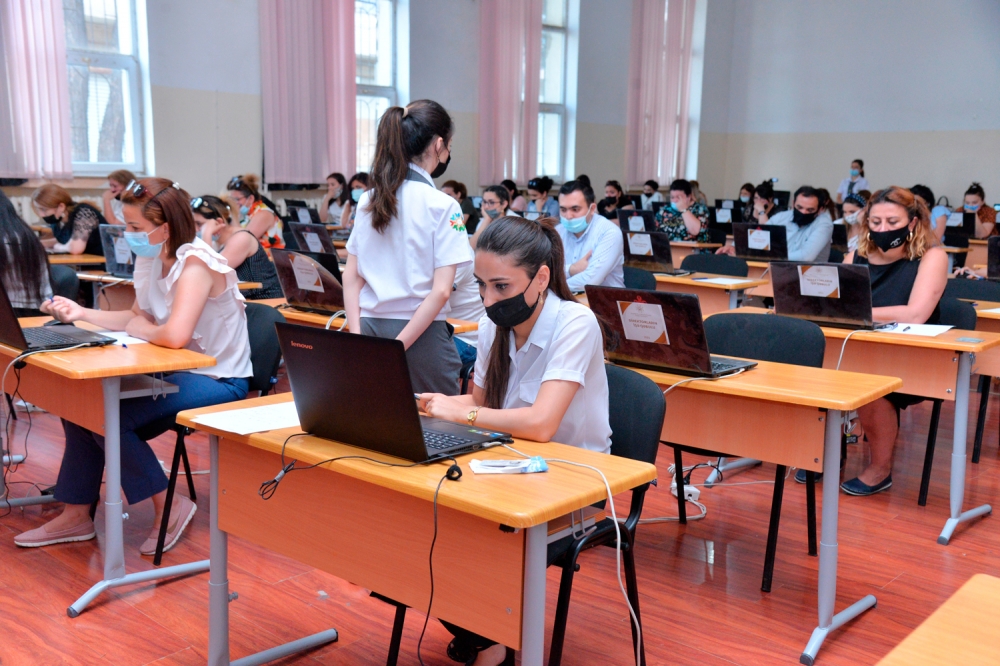 504 nəfər direktor müavinlərinin imtahanında iştirak edib