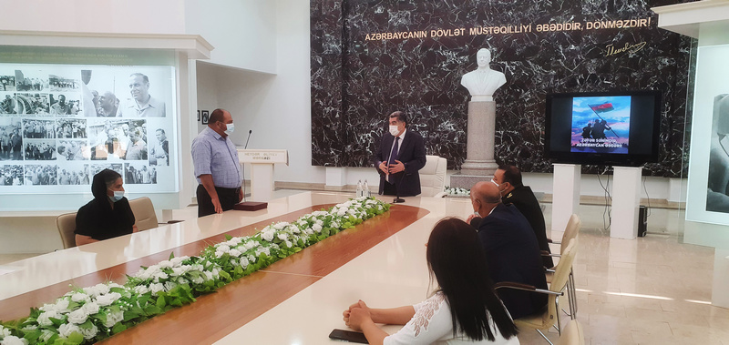 Hacıqabulda “Qarabağ” ordeni Şəhidin atasına təqdim olundu