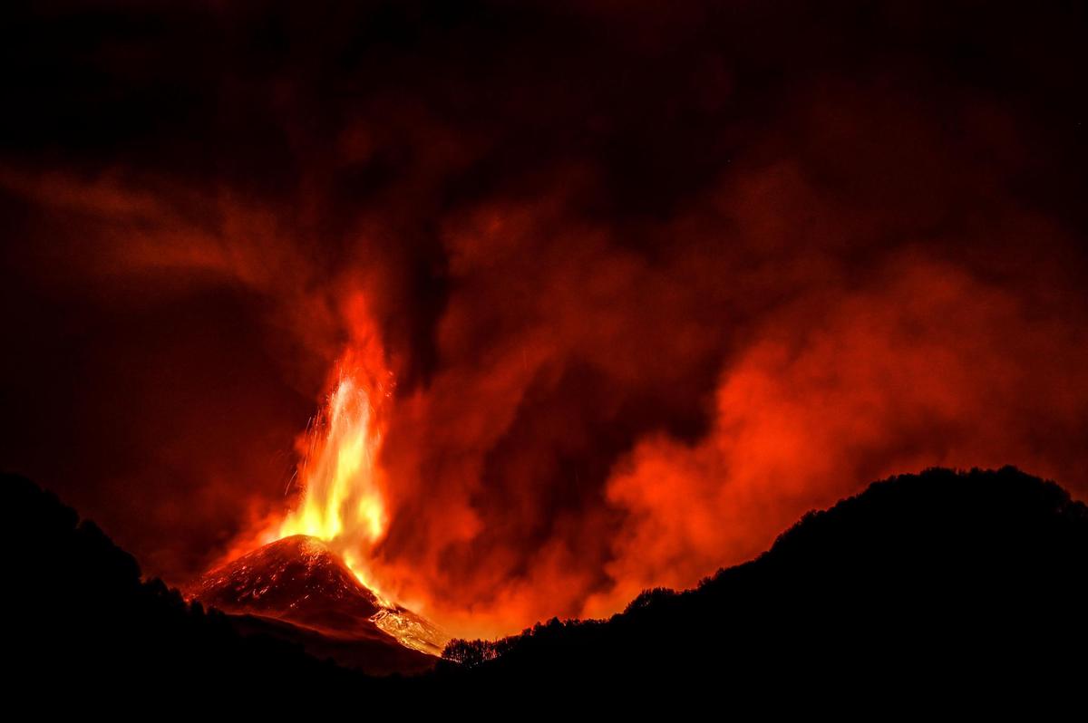 Etna vulkanı yenidən fəallaşdı