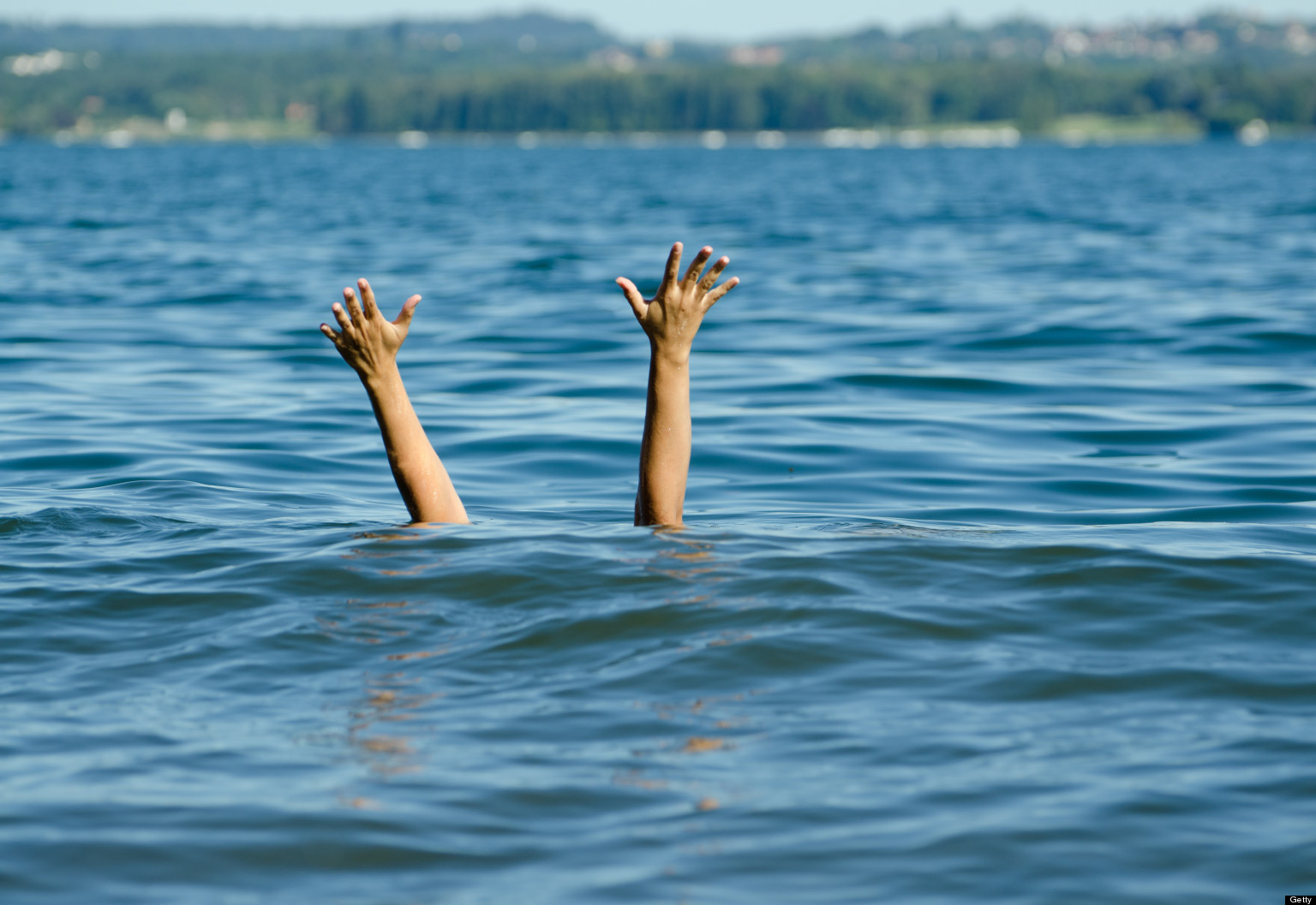Batmaqda olan daha 6 nəfər xilas edildi