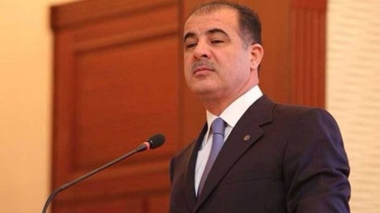 Elmar Vəliyev hələ də özünü icra başçısı bilir