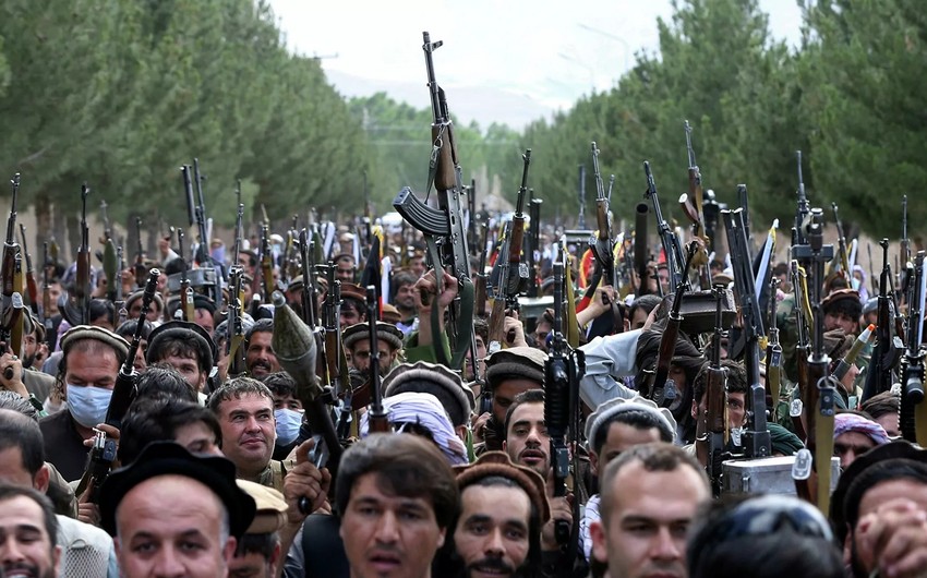 Taliban İranın sərhəddəki əsas keçid məntəqəsini ələ keçirdilər