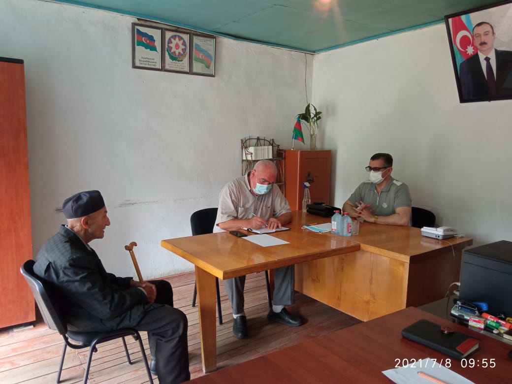 Deputatın kəndlərdə görüşləri davam edir