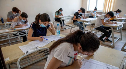 Ali məktəblərə qəbul imtahanları ilə bağlı yeni QƏRAR
