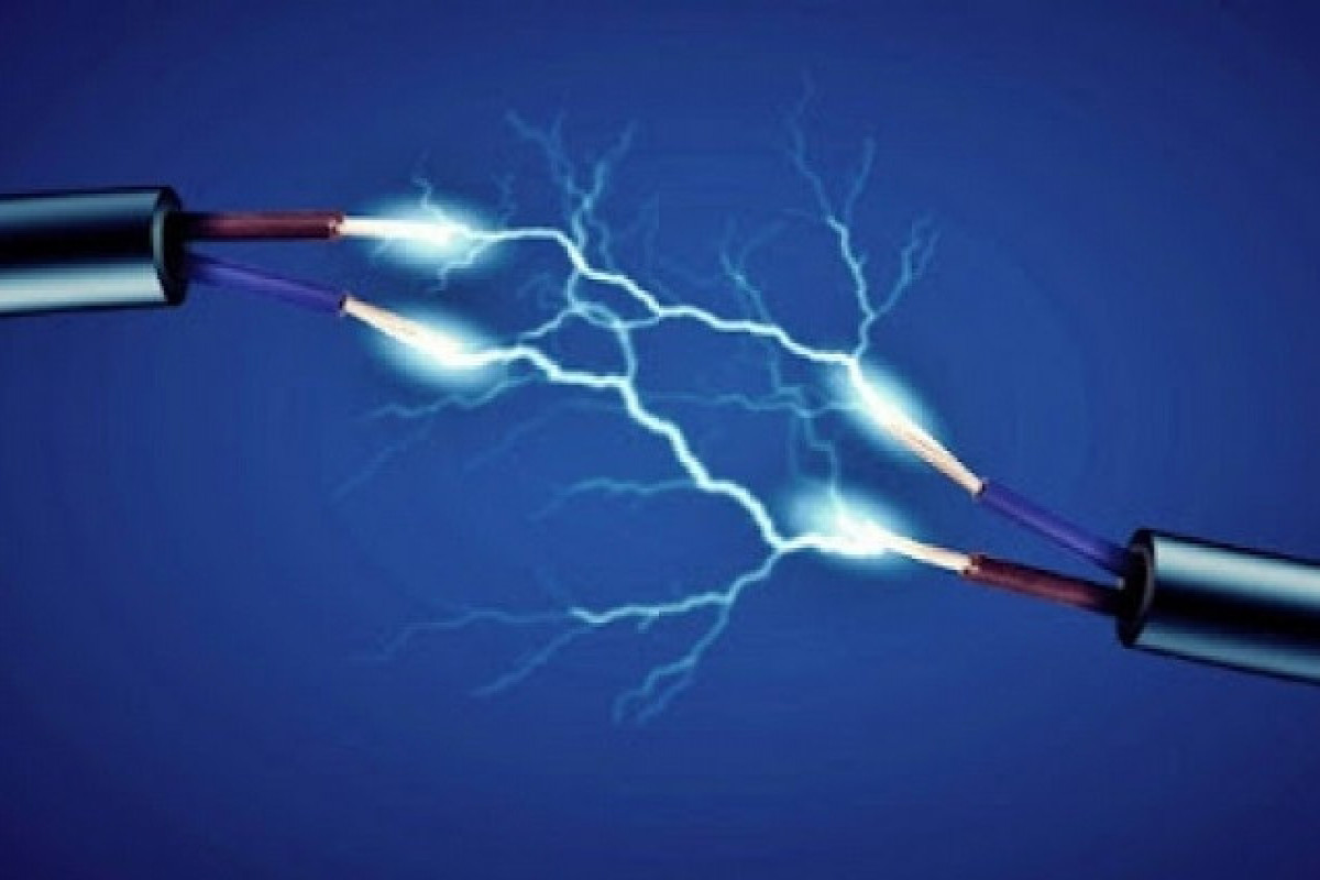 Salyanda 15 yaşlı qızı elektrik cərəyanı öldürdü