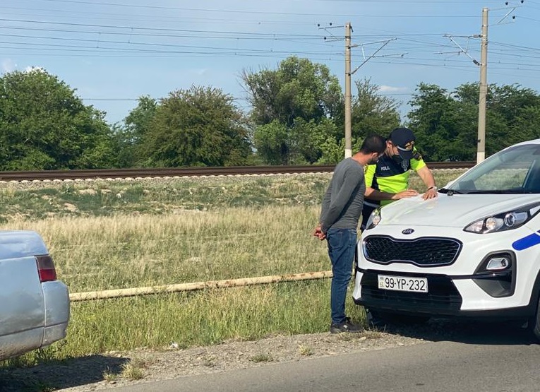 Şəmkirdə kəmər taxmayan sürücülər cərimələndi - FOTO