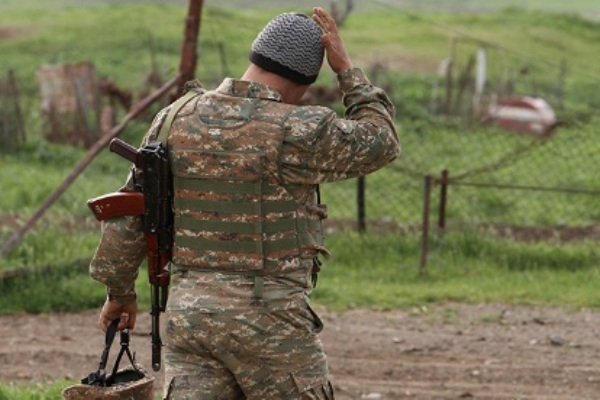 Ermənistanda əsgər əsgəri GÜLLƏLƏDİ 