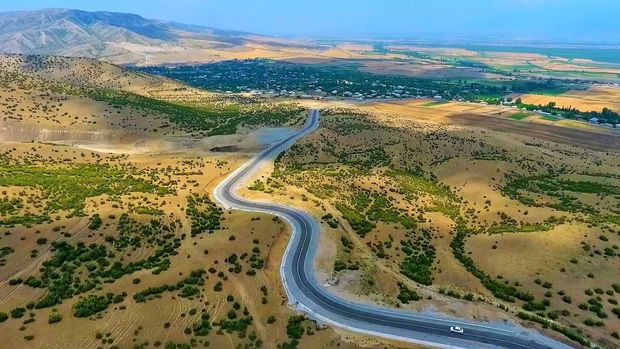 Şəki və Yevlaxda dörd kəndin yolu təmir edildi
