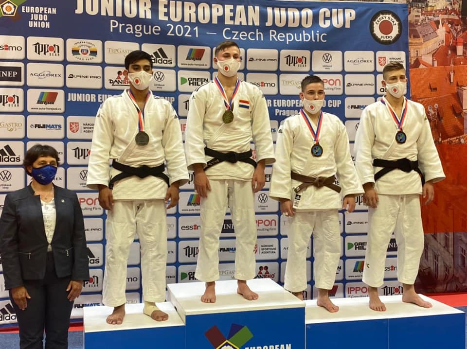 Cüdoçularımız Avropa kubokunda iki medal qazandı
